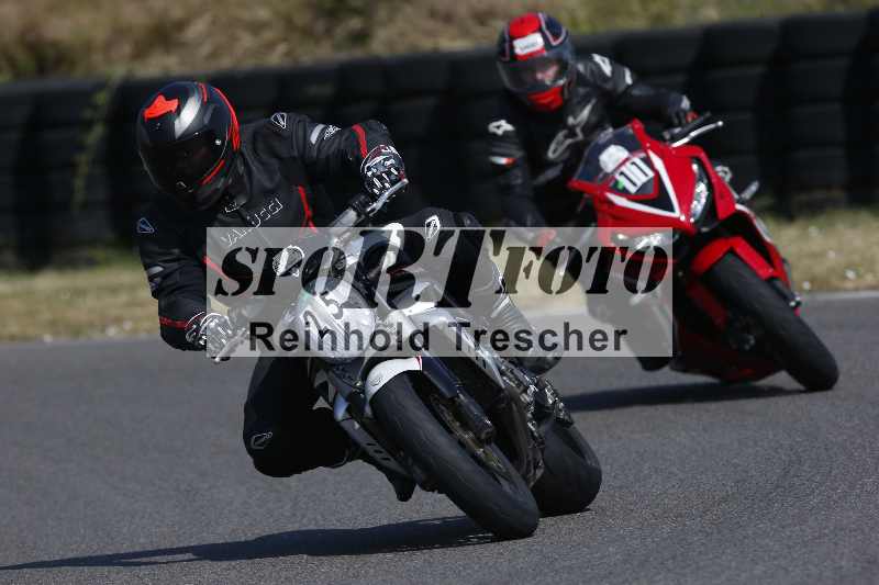 Archiv-2023/28 05.06.2023 Moto Club Anneau du Rhin/blanc-novice/25